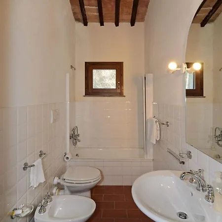 Badia Di Morrona Séjour à la ferme *