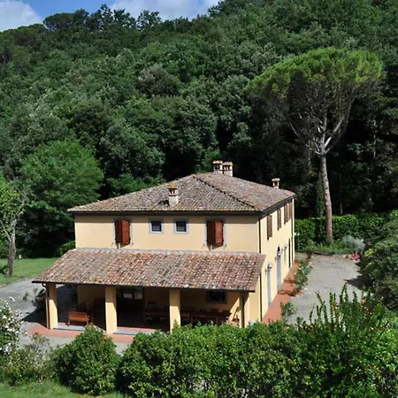 Badia Di Morrona Séjour à la ferme *